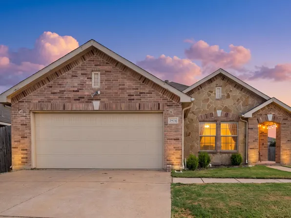 2924 Grand Gulf Rd, Fort Worth, TX 76123