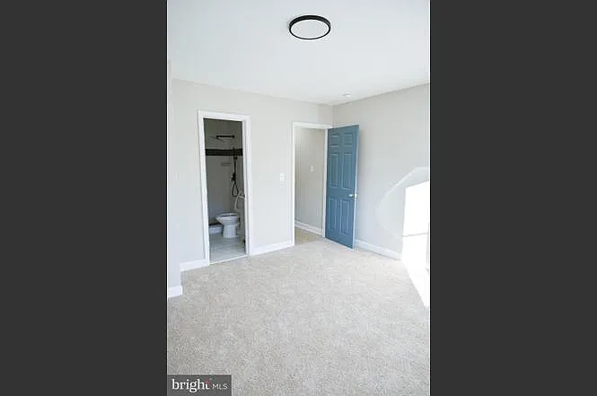 2214 E Fayette St — Photo 9