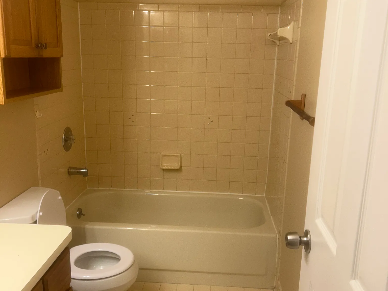 2 bed, 1000 sqft, $1,250 — Photo 4