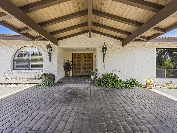 5th image of 2538 Dehesa Rd