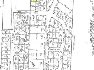 425 SE Cadet Ct, Grants Pass, OR 97527