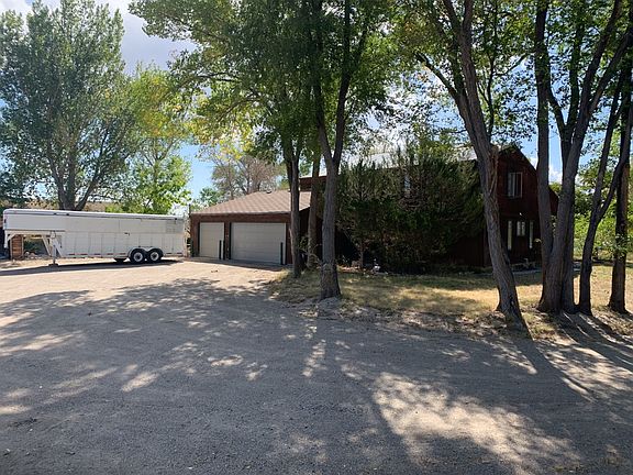 2nd image of 4390 Leclair Ln