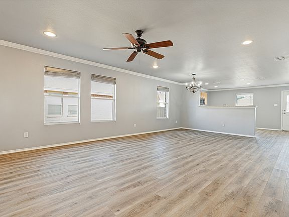 5th image of 409 Bonnie Ct