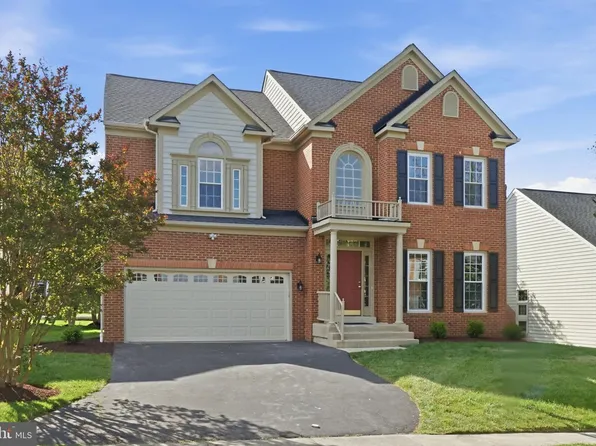 10816 Maplecrest Ln, Rockville, MD 20854