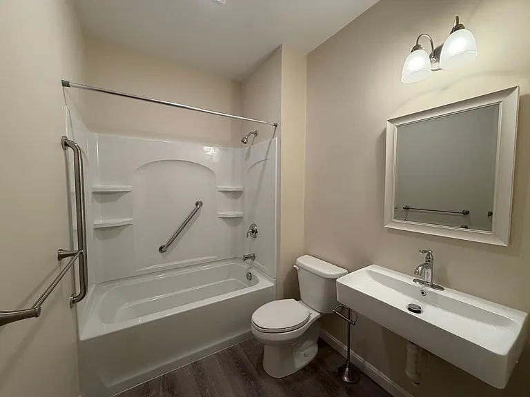 85 Lowell St — Photo 37
