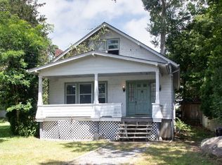 28 Greystone Ave, Dartmouth, MA 02747