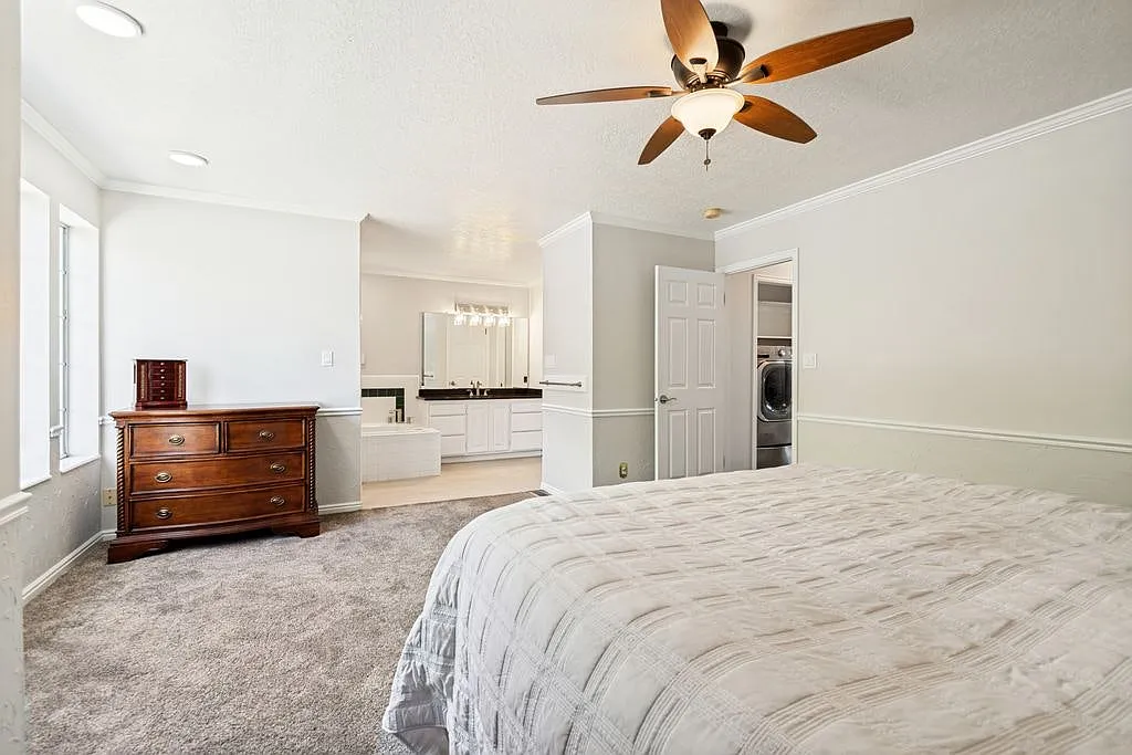 1062 East 100 South Street — Photo 3