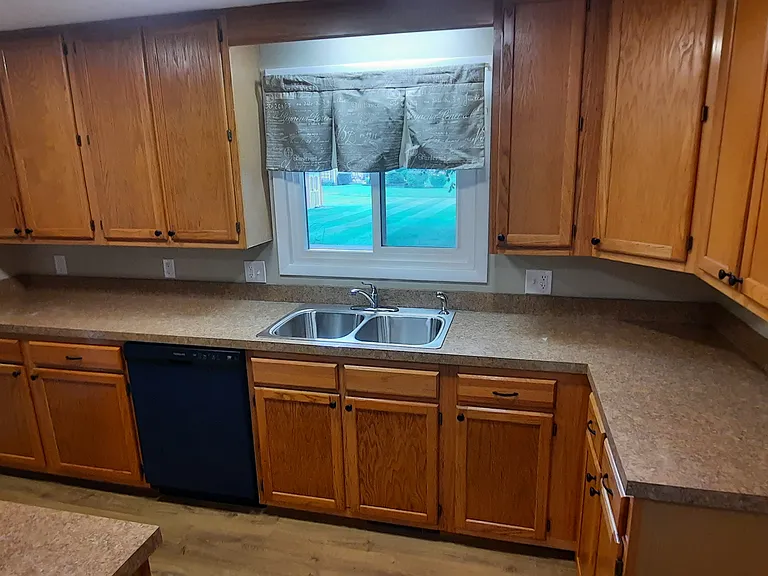 Updated kitchen with new appliances