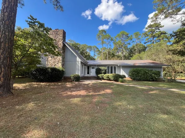 2305 E Alberson Dr, Albany, GA 31721