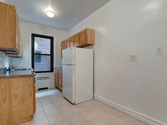 4th image of 7666 Austin St APT 3O