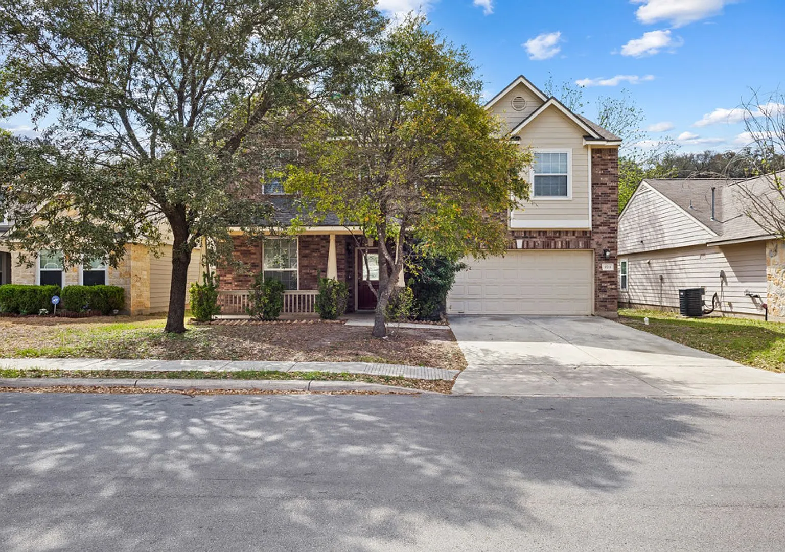 4914 Roan Brook — Photo 3
