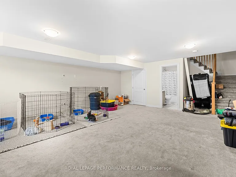 709 Namur St — Photo 25