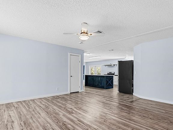 3rd image of 4049 NE 80th Ave
