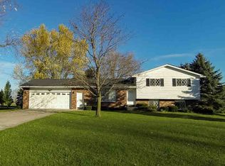 2366 W Wheeler Rd, Auburn, MI 48611