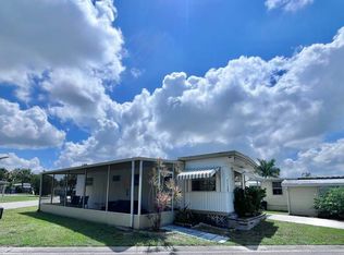3223 North Lockwood Ridge Road #126, Sarasota, FL 34234