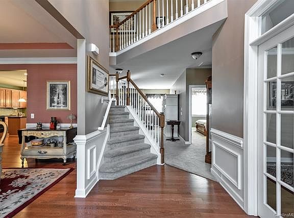 2nd image of 6319 Crosshall Pl