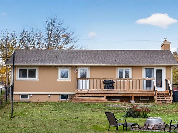 5th image of 352 Shediac Rd