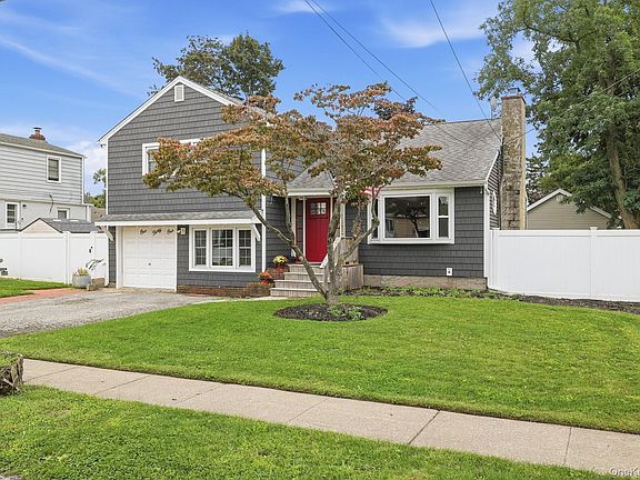 2nd image of 131 Fir Street