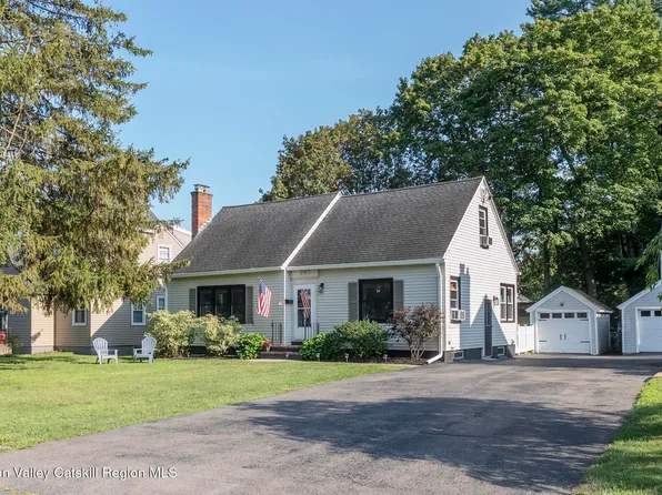 274 Kenwood Avenue, Delmar, NY 12054