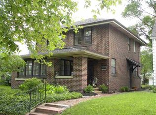 2010 Beverly Pl, South Bend, IN 46616