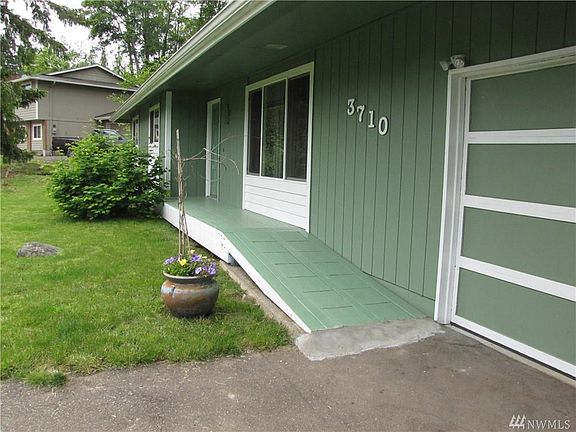3rd image of 3710 S Crabapple Pl