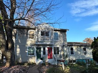 3305 17th St N, Arlington, VA 22201