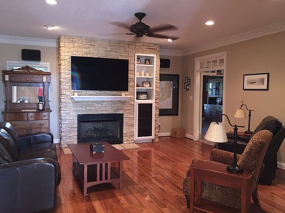 2nd image of 173 Ashley Ln