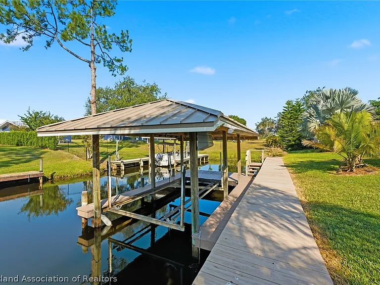 105 Fern Ct — Photo 47