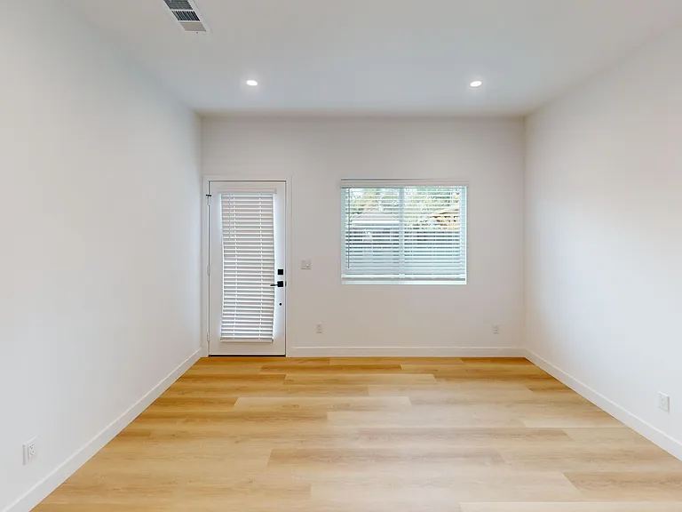 5339-1 W Falls View Dr — Photo 18