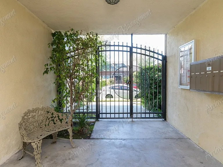 10725 Acama St — Photo 90