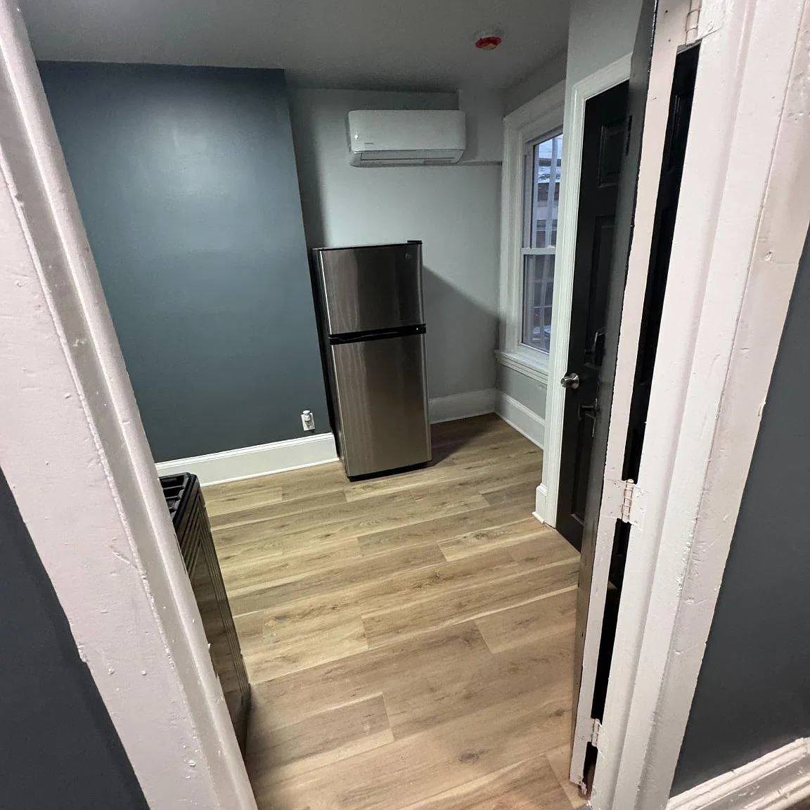 1 bed, 1.0 bath, 2155 sqft, $1,500 — Photo 2