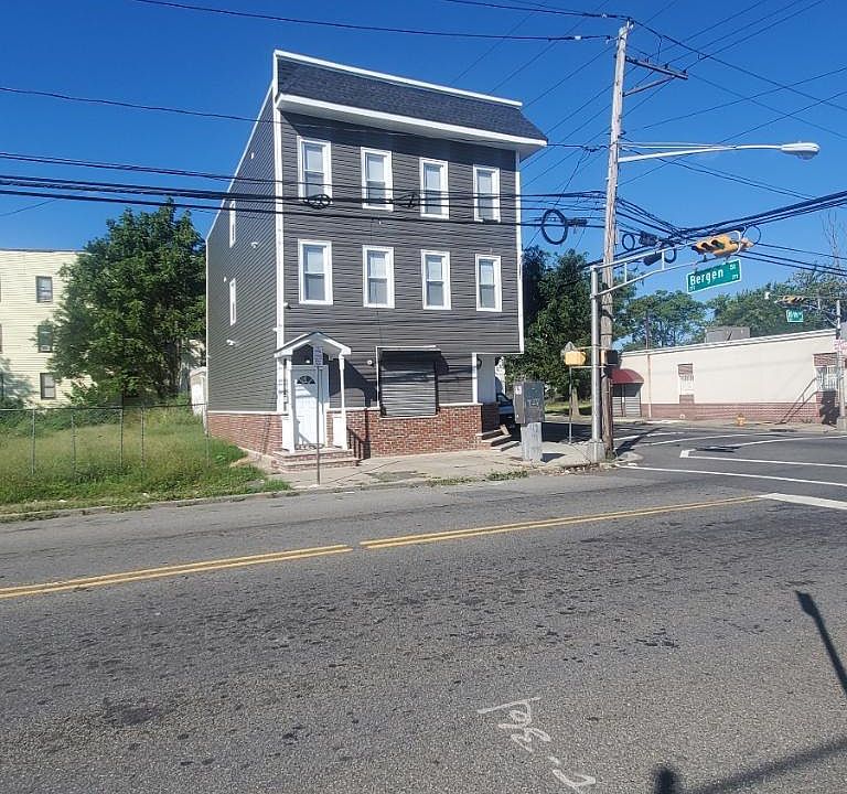 1st image of 364 15th Ave #1 & 2