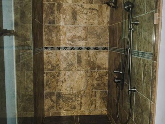 5th image of 1340 Allmon Dr
