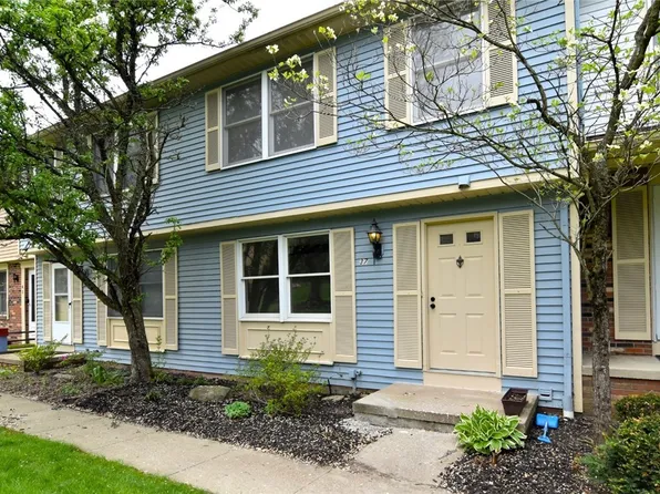 37 Quaker Ridge Dr, Akron, OH 44313