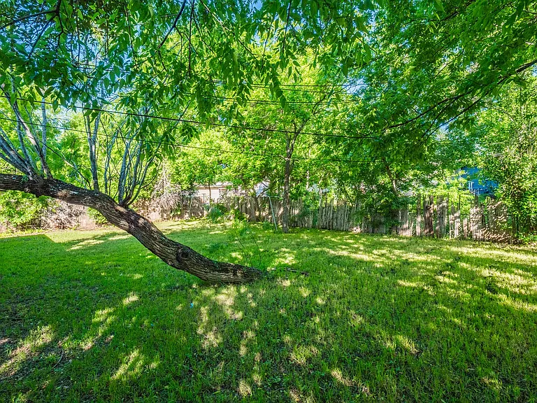 545 Olney Dr — Photo 19