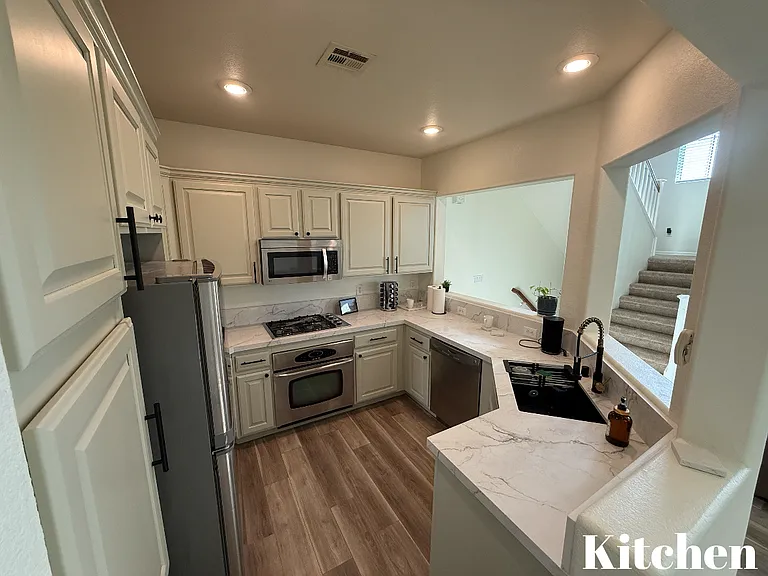 1510 Plaza Centre Dr #105 — Photo 3
