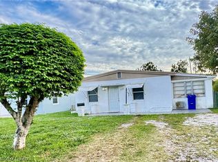 1682 NE 182nd St N #182-M, Miami, FL 33162