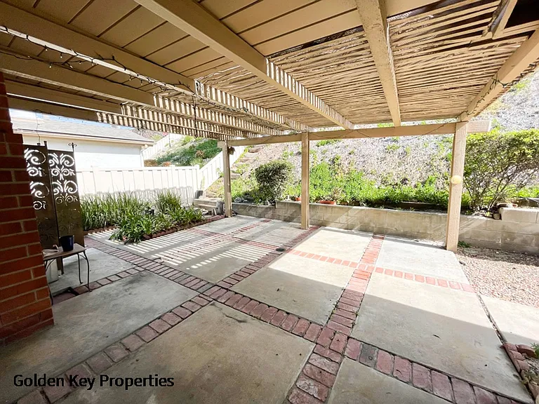 3532 Skyhaven Ln — Photo 19