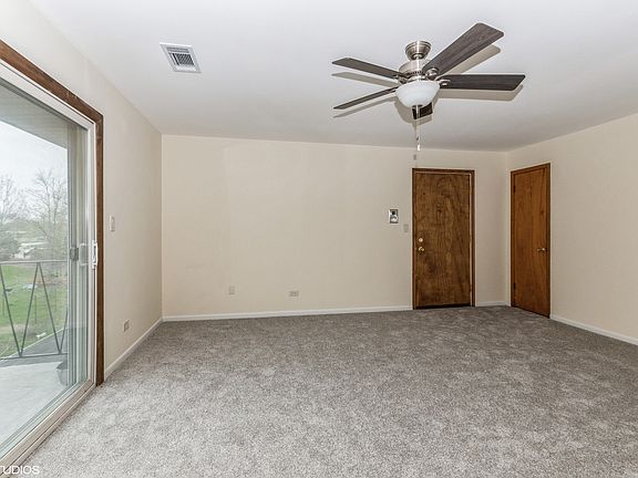 3rd image of 12024 S Kildare Ave APT 12