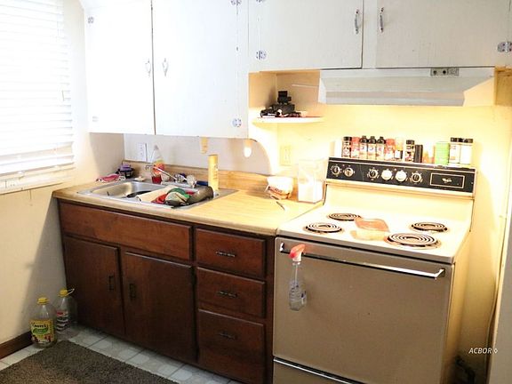 4th image of 1620 Lincoln Hts