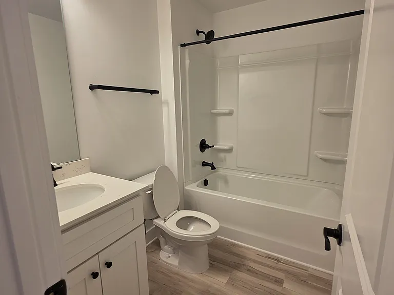 259 Patterson Ave SE — Photo 10