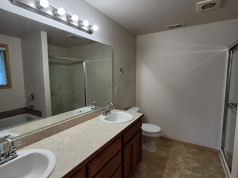 5811 Austin Ct — Photo 15