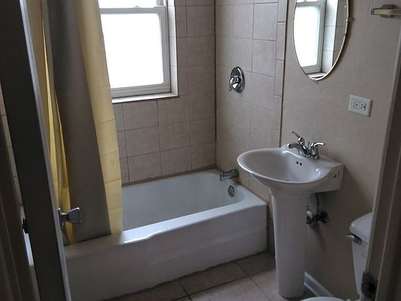 2nd image of 435 Paxton Ave APT 2C