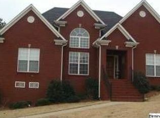 40 Shadow Cove Ln, Trussville, AL 35173