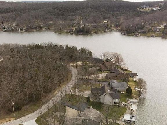 4th image of 51 Lakewood Dr