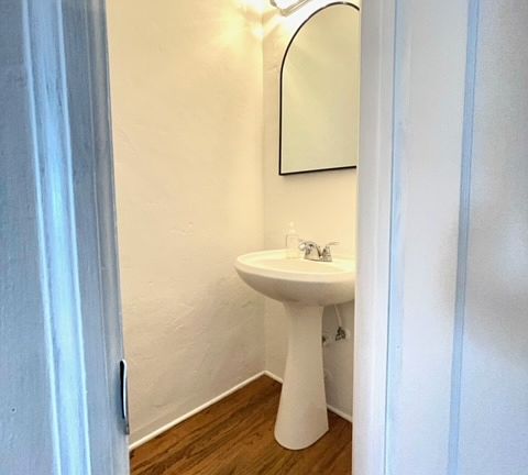 5th image of 819 W Mission St #819