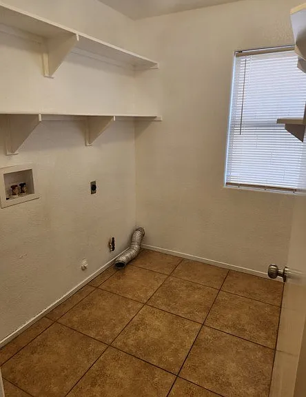 5724 Royal Castle Ln — Photo 27