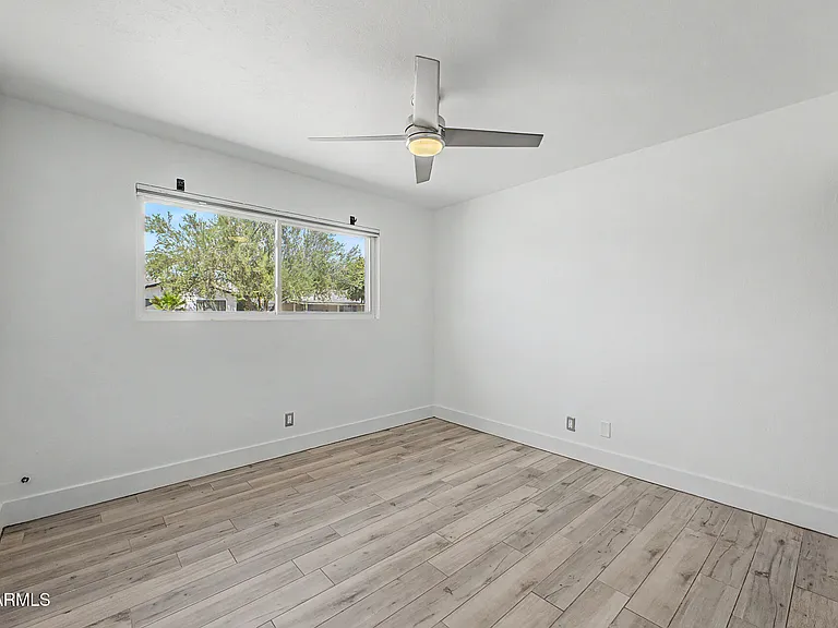 6713 E Latham St — Photo 17