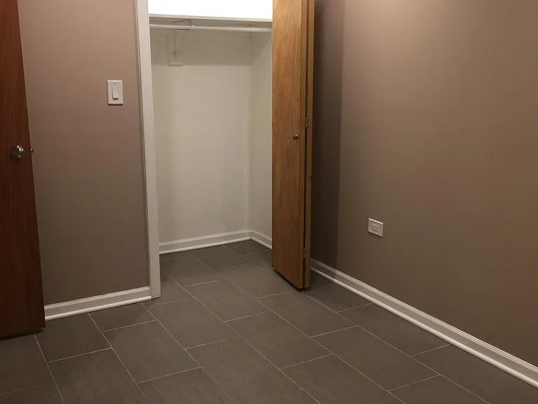 2150 N Kenneth Ave — Photo 17