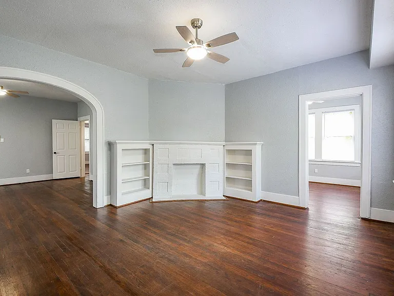 3015 Isabella St — Photo 3